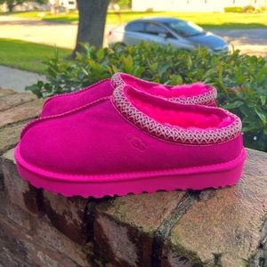 Pink UGGS
